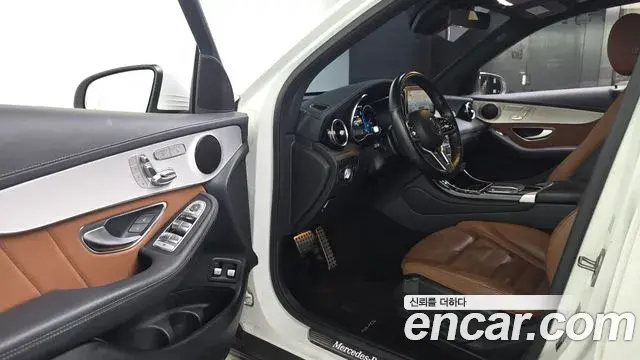 Mercedes-Benz GLC-Class 2022 — Фото 10/20