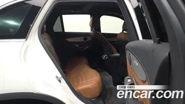 Mercedes-Benz GLC-Class 2022 — Фото 12/20