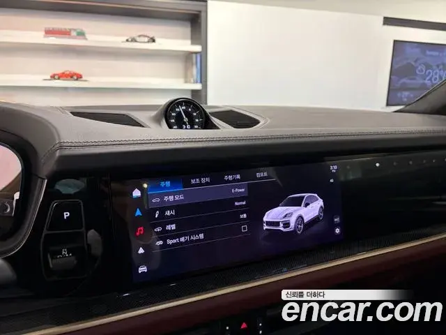 Porsche Cayenne 2025 — Şəkil 10/20