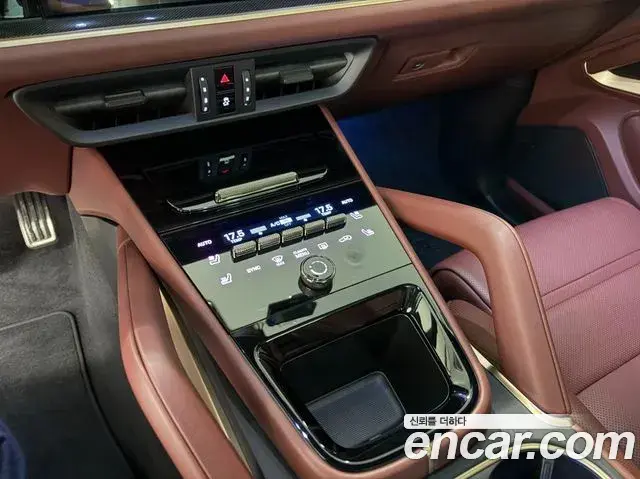Porsche Cayenne 2025 — Şəkil 9/20