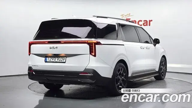 Kia Carnival 2025 — ფოტო 21/32