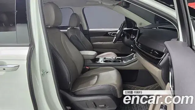 Kia Carnival 2025 — ფოტო 23/32