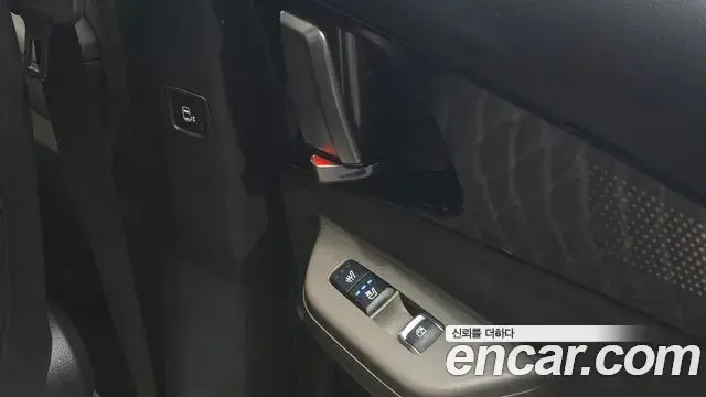 Kia Carnival 2025 — ფოტო 10/32