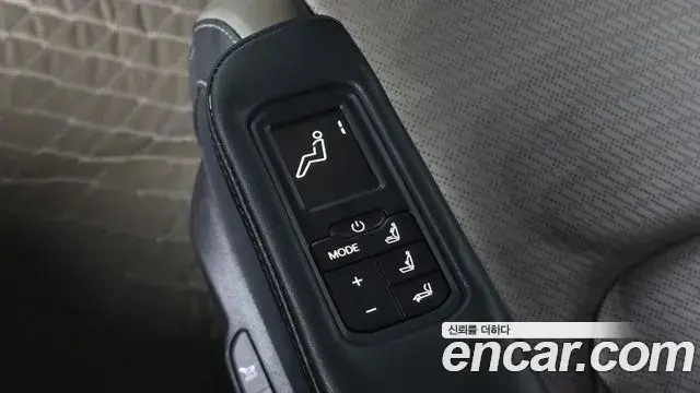 Kia Carnival 2025 — ფოტო 6/32
