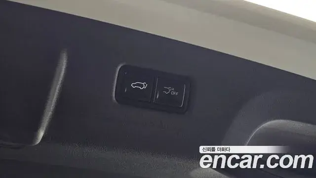Kia Carnival 2025 — ფოტო 16/32