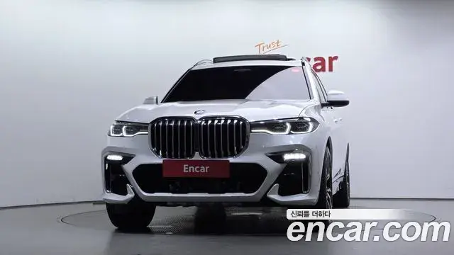 BMW X7 2022 — Şəkil 22/34