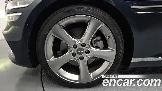 Genesis G80 2021 — Photo 18/20