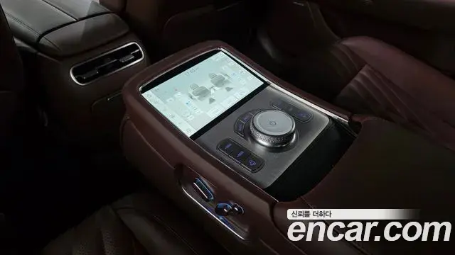 Genesis G90 2022 — ფოტო 7/20