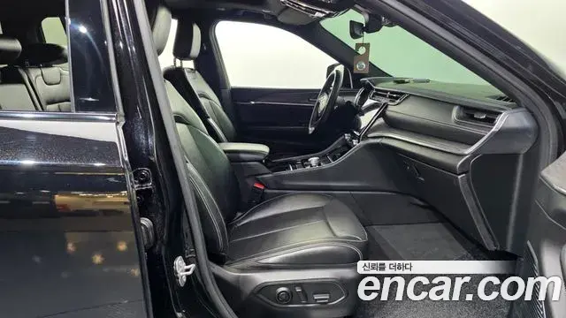 Jeep Grand Cherokee 2021 — Photo 9/38