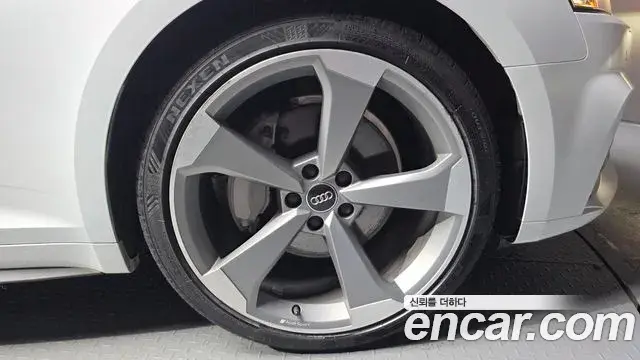 Audi A5 2019 — Şəkil 22/38