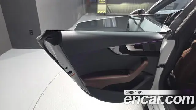 Audi A5 2019 — Şəkil 37/38