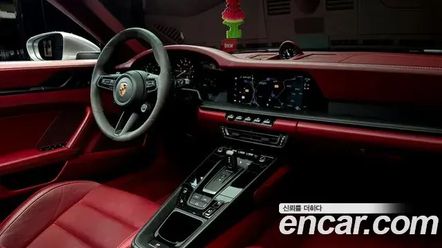 Porsche 911 2023 — Şəkil 12/30