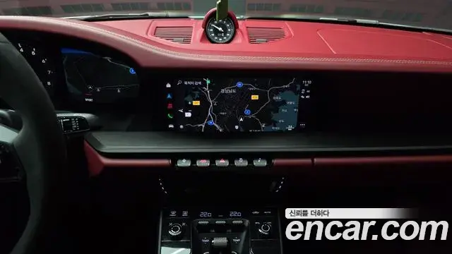 Porsche 911 2023 — Şəkil 20/30