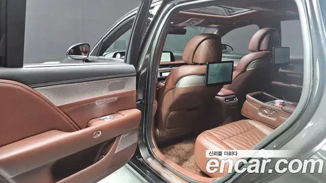Genesis G90 2022 — Фото 12/20