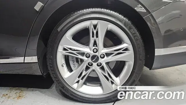 Genesis G90 2022 — Şəkil 27/34