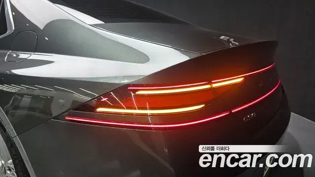 Genesis G90 2022 — Şəkil 23/34