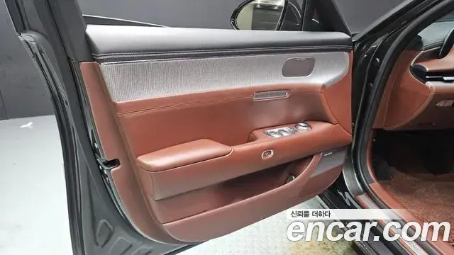 Genesis G90 2022 — Şəkil 13/34