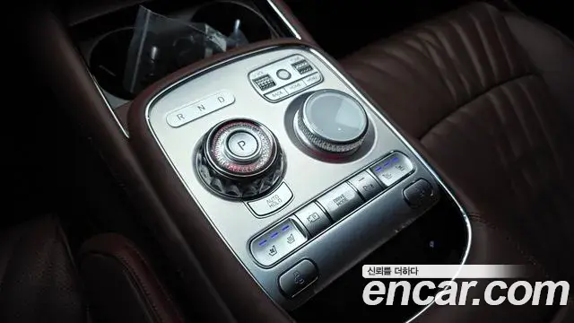 Genesis G90 2023 — Şəkil 12/31