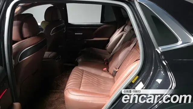 Genesis G90 2023 — Şəkil 7/31