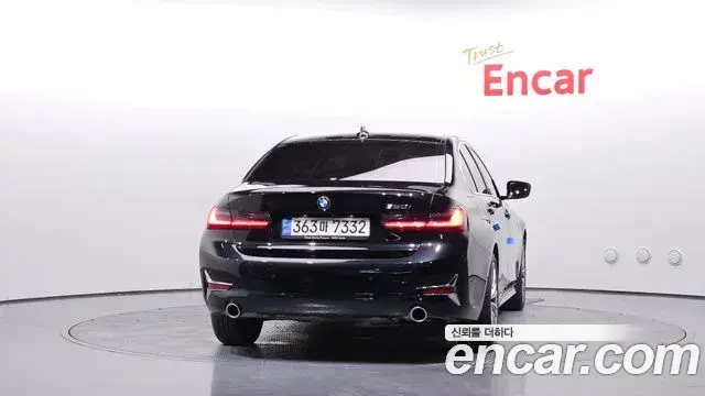 BMW 3 Series 2022 — Şəkil 7/20