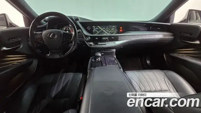 Lexus LS500 2018 — Şəkil 6/36