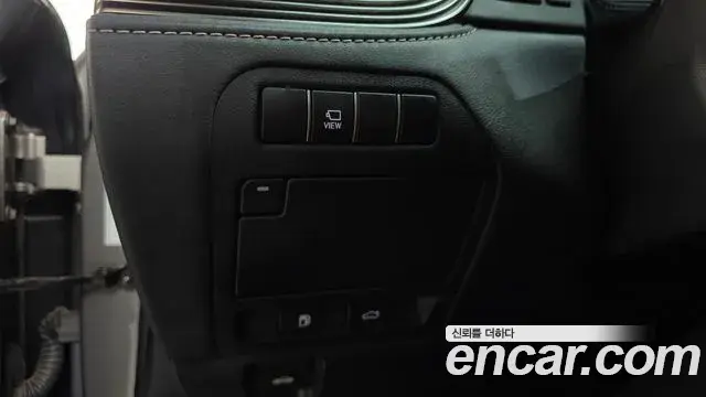 Lexus LS500 2018 — Şəkil 18/36