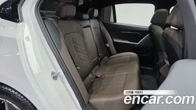 BMW 5 Series 2026 — Photo 12/20