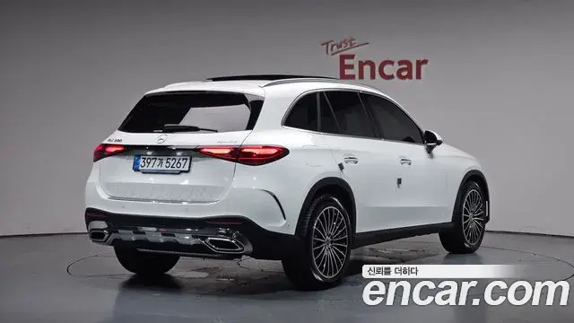 Mercedes-Benz GLC-Class 2026 — Фото 2/20