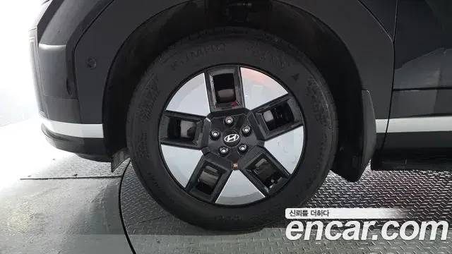 Hyundai Santa Fe 2024 — Photo 11/44