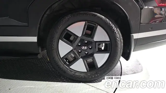 Hyundai Santa Fe 2024 — Photo 17/44