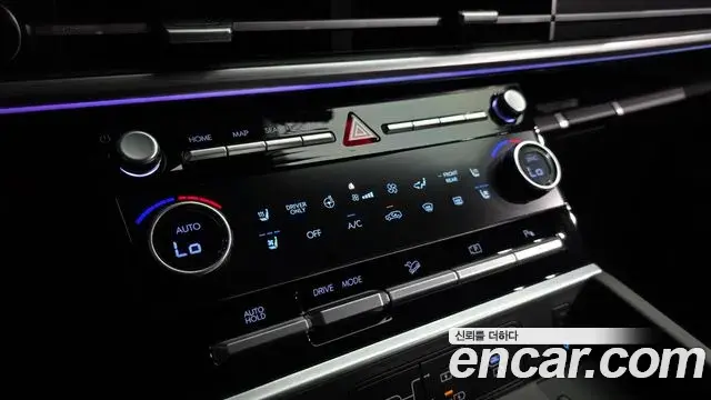 Hyundai Santa Fe 2024 — Photo 29/44