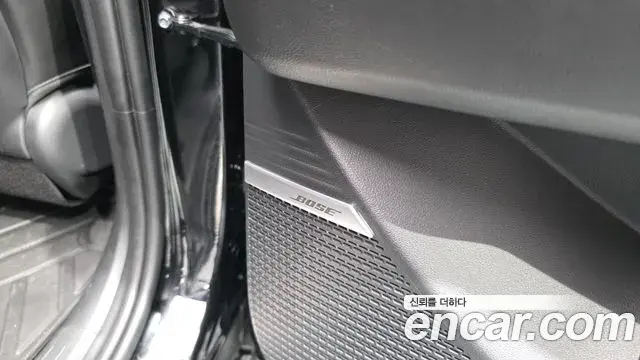 Hyundai Santa Fe 2024 — Photo 32/44