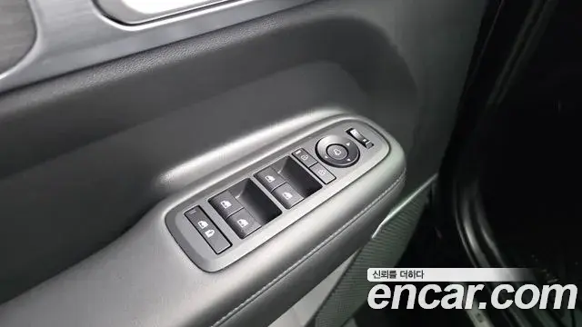 Hyundai Santa Fe 2024 — Photo 30/44