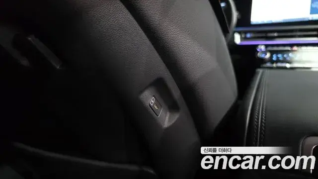 Hyundai Santa Fe 2024 — Photo 34/44