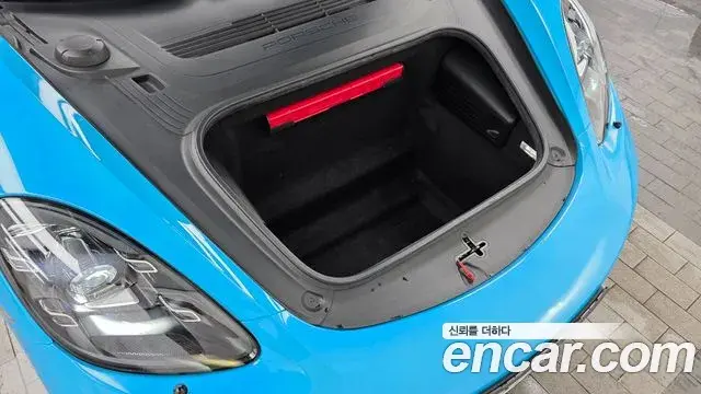Porsche 718 Boxster 2019 — Photo 15/30