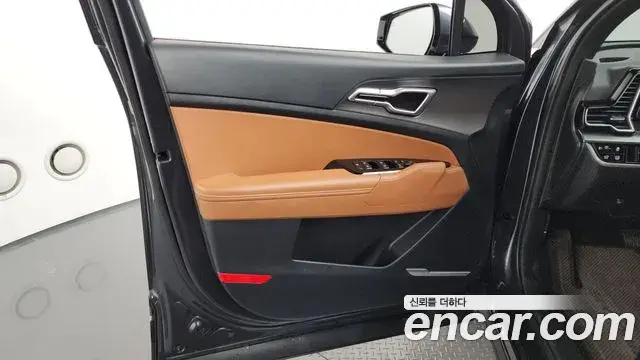 Kia Sportage 2023 — Şəkil 22/33