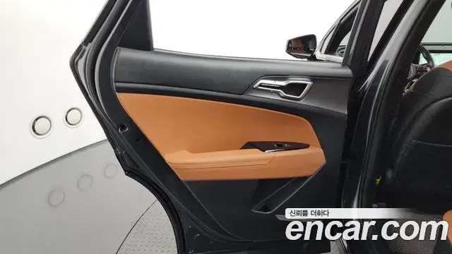 Kia Sportage 2023 — Şəkil 2/33