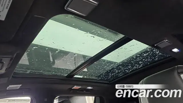Cadillac Escalade 2022 — ფოტო 3/35