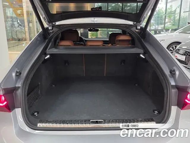 Audi A7 2023 — Photo 6/20