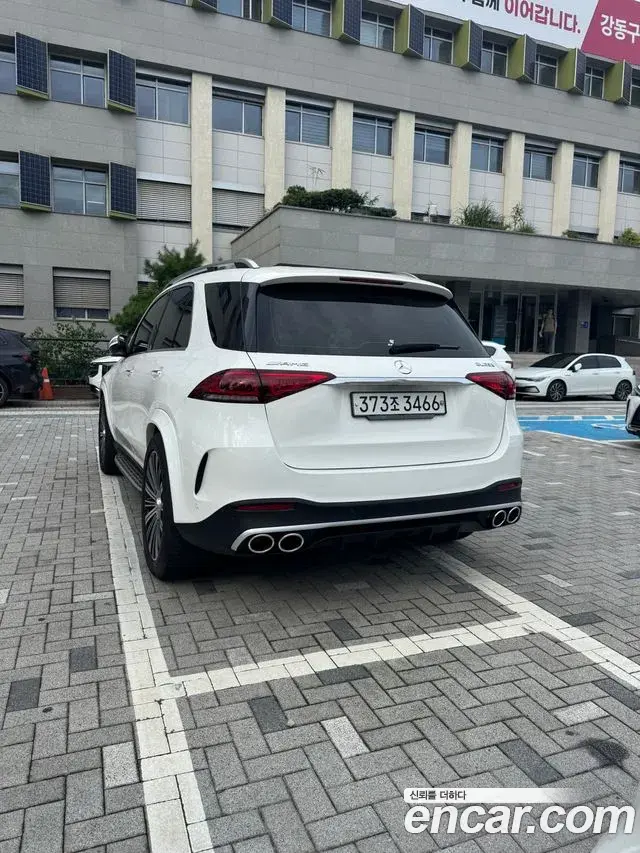 Mercedes-Benz GLE-Class 2019 — ფოტო 6/10