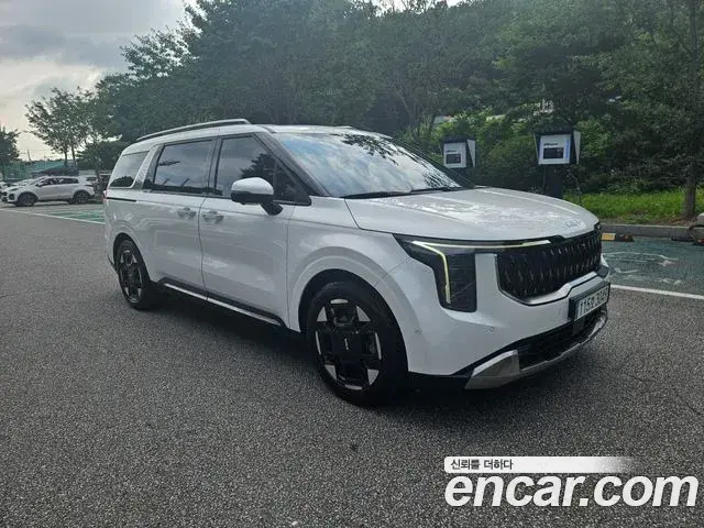 Kia Carnival 2024 — Şəkil 4/18