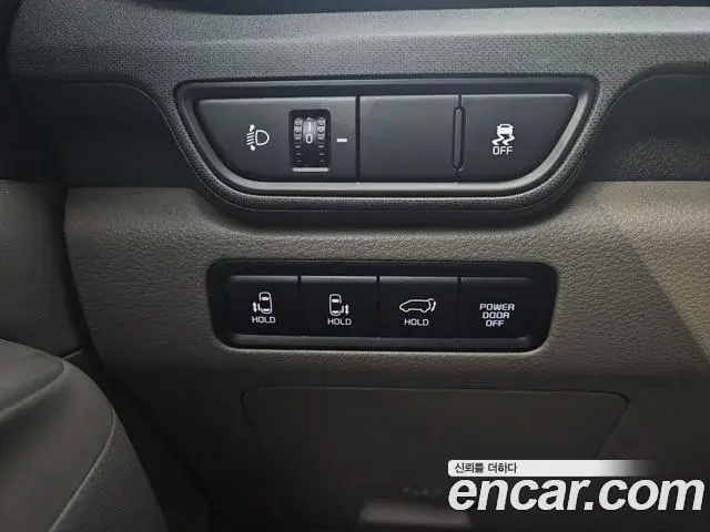 Kia Carnival 2024 — Şəkil 10/18