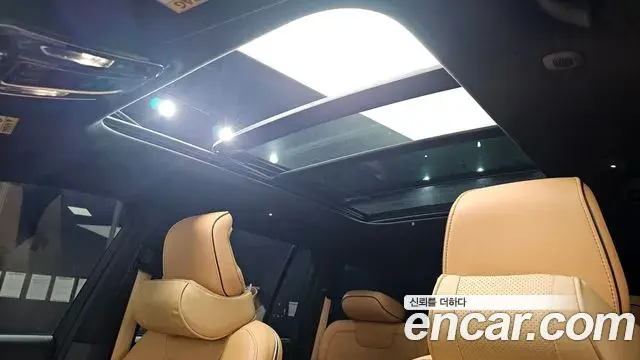 Jeep Grand Cherokee 2023 — Photo 33/35