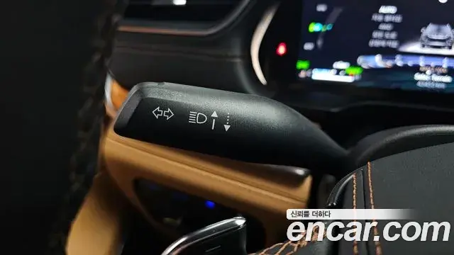 Jeep Grand Cherokee 2023 — Photo 25/35