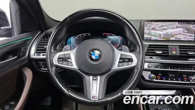 BMW X4 2021 — Фото 13/20