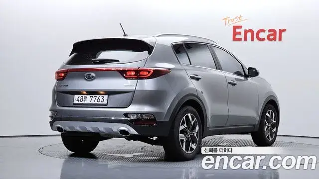 Kia Sportage The Bold 2019 — Фото 2/20