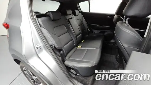 Kia Sportage The Bold 2019 — Фото 11/20