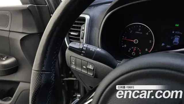 Kia Sportage The Bold 2019 — Фото 18/20