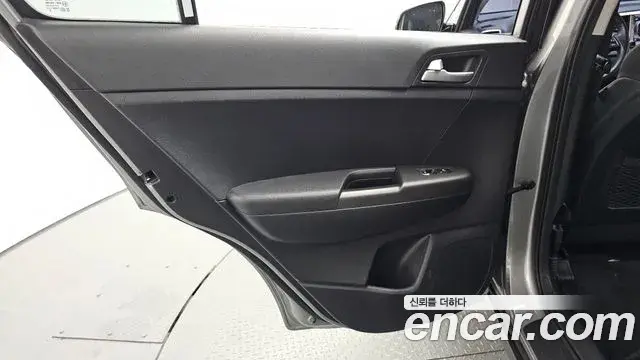 Kia Sportage The Bold 2019 — Şəkil 11/32