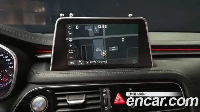 Genesis G70 2018 — ფოტო 29/34